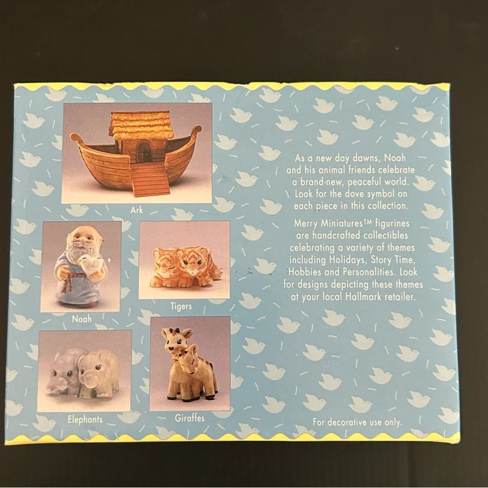 Vintage Hallmark Merry Miniatures “Noah and Friends” 5-Piece‎ Set